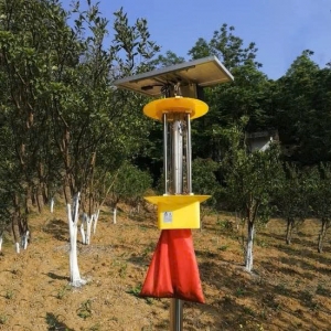 ĐÈN BẪY CÔN TRÙNG NĂNG LƯỢNG MẶT TRỜI BS-15W